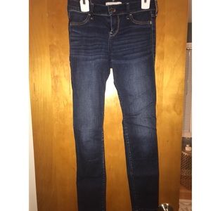 Dark wash Abercrombie jeans Size:12